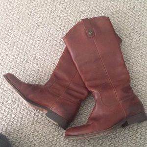 Melissa button Frye boots